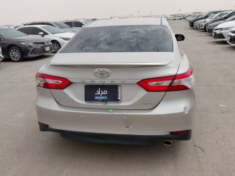 تويوتا كامري GLE 2020 image