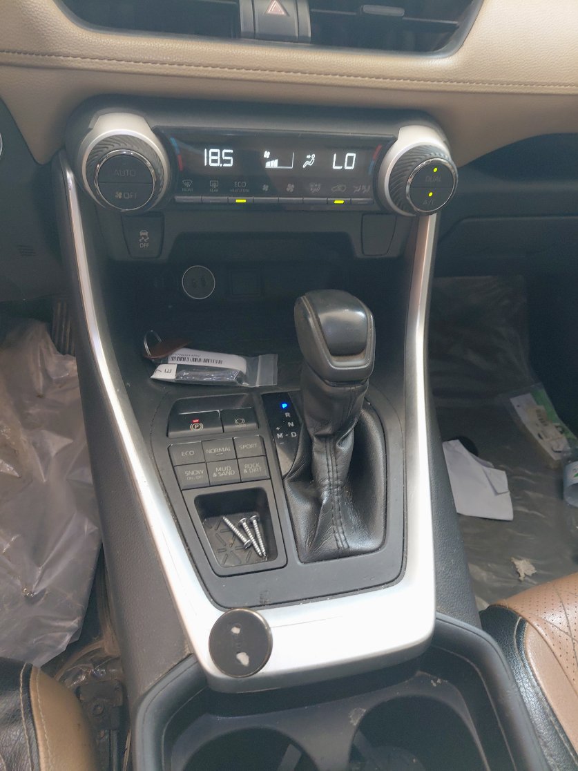 تويوتا راف فور XLE SPORT  2021 image