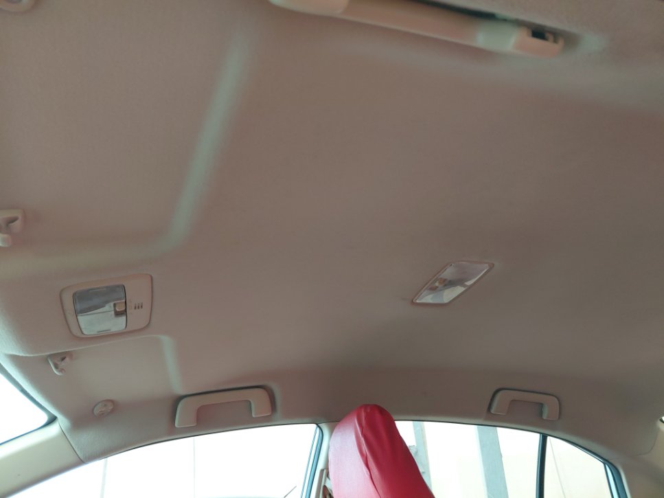 Toyota Yaris Y FLT 2022 image