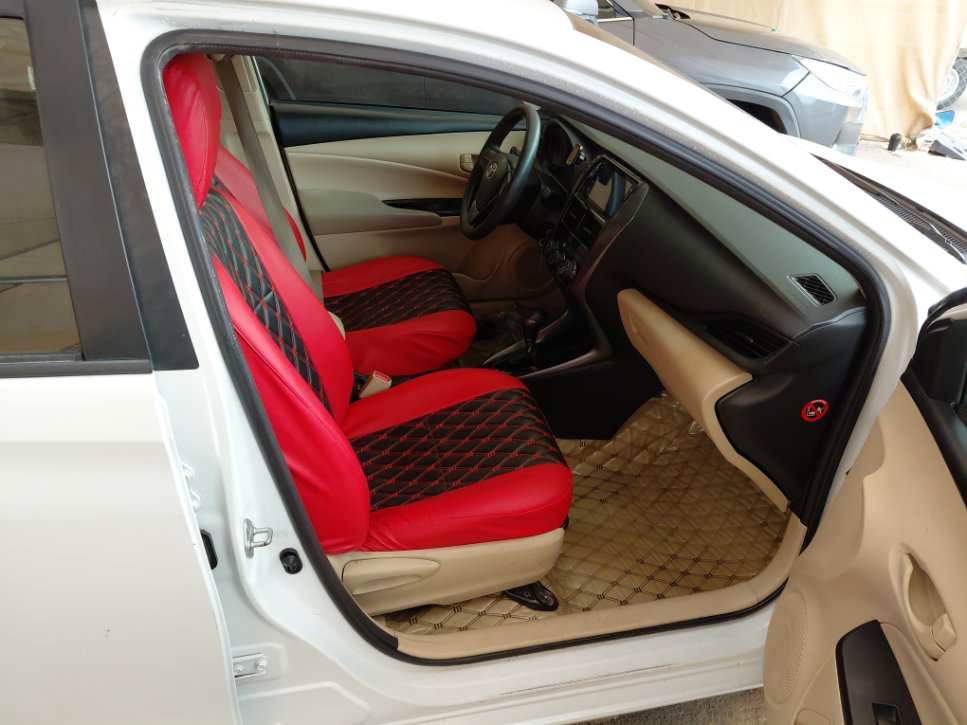 Toyota Yaris Y FLT 2022 image