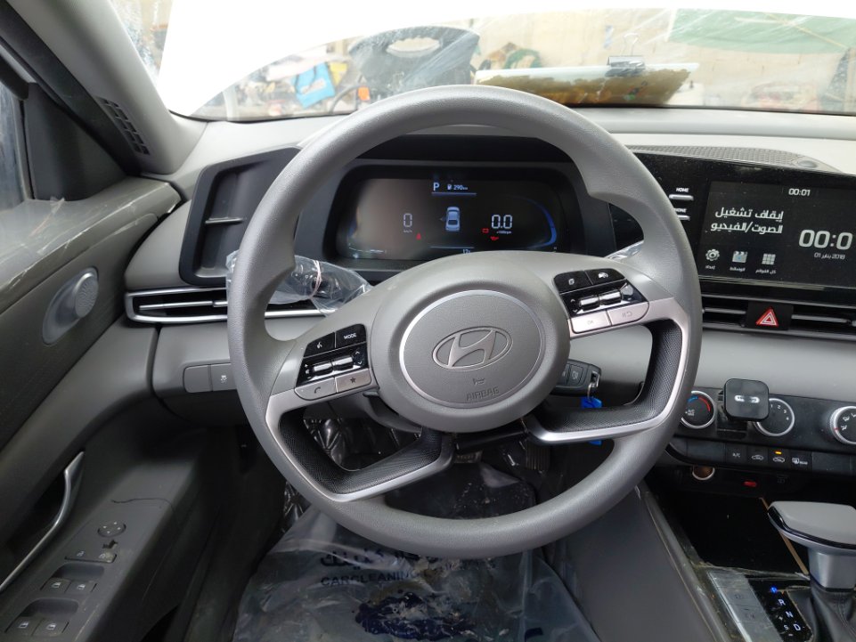 Hyundai Elantra شركات 2024 image