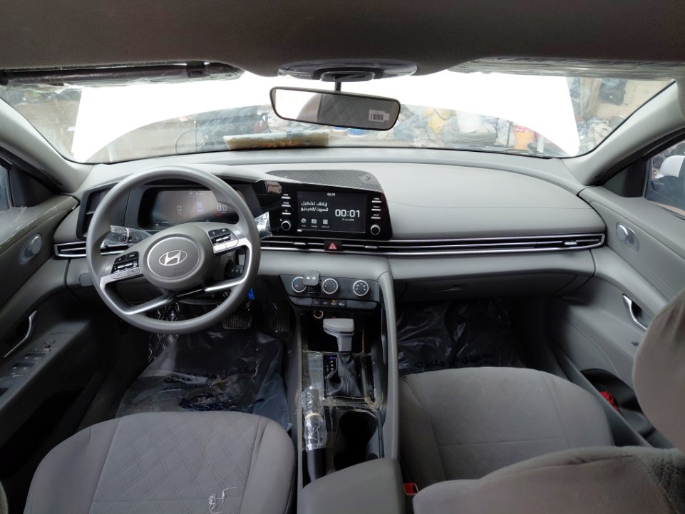 Hyundai Elantra شركات 2024 image