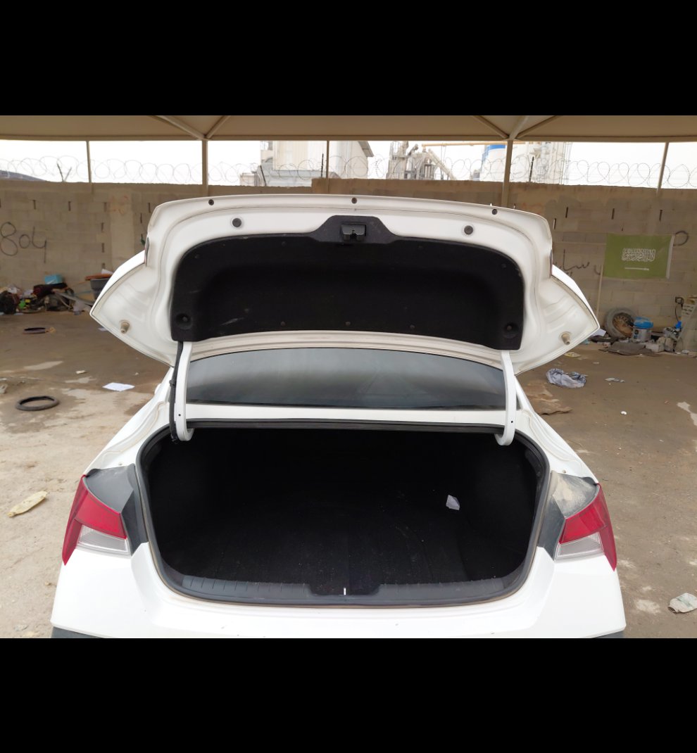 Hyundai Elantra شركات 2024 image