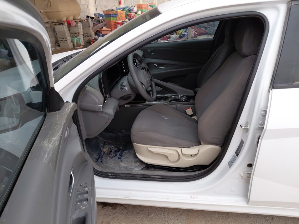 Hyundai Elantra شركات 2024 image