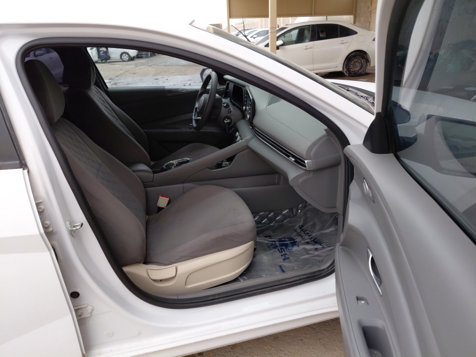 Hyundai Elantra شركات 2024 image