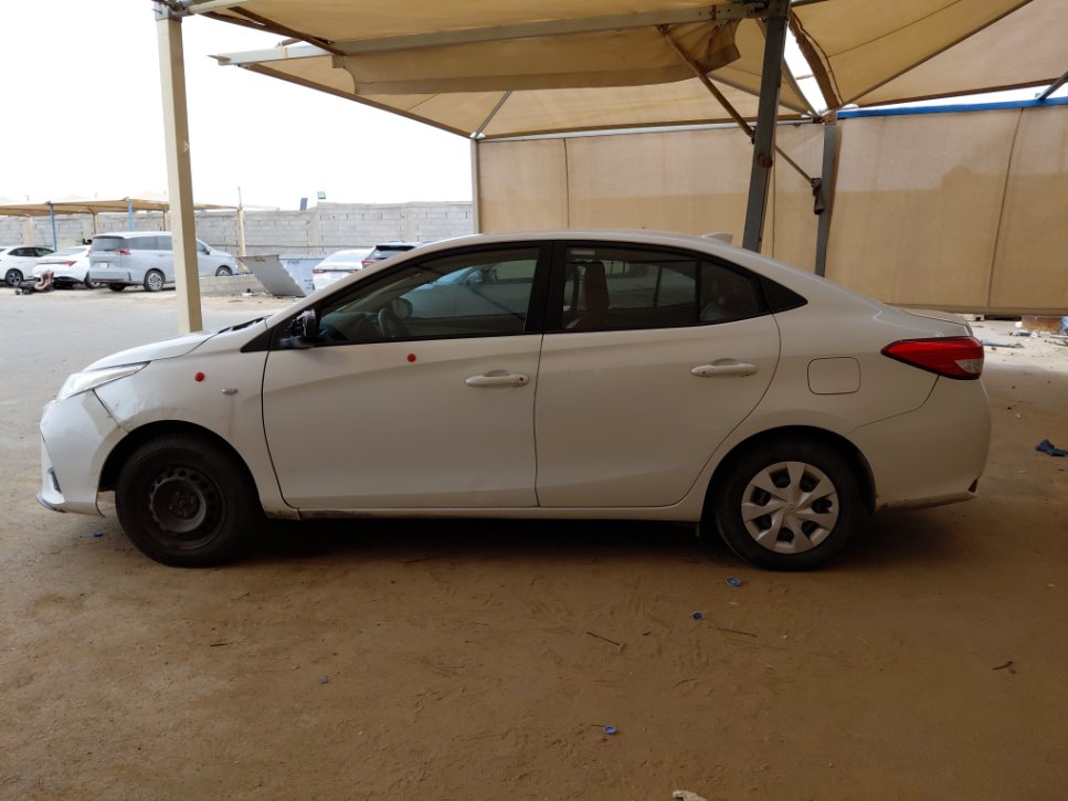 Toyota Yaris Y FLT 2022 image