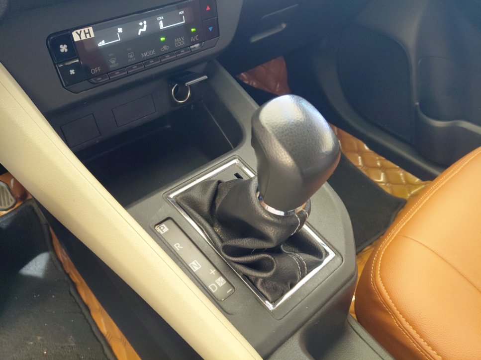 Toyota Yaris Y 2023 image