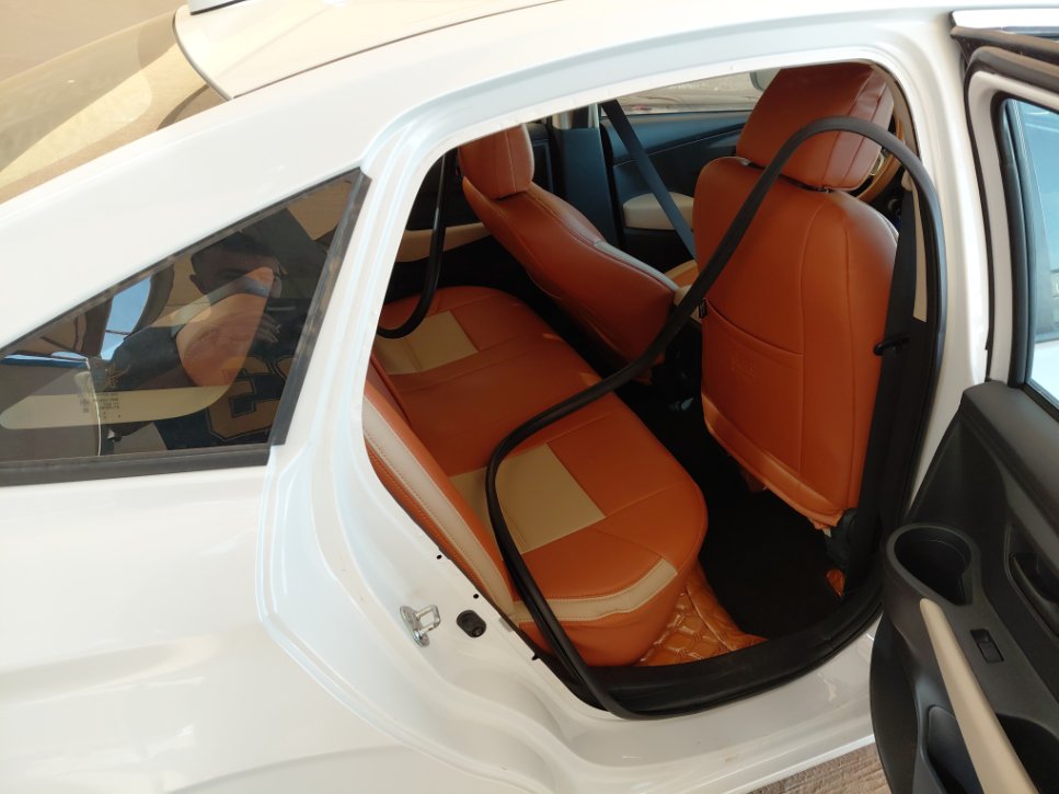 Toyota Yaris Y 2023 image
