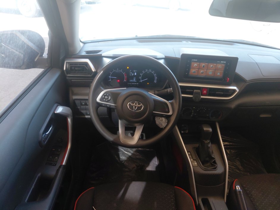 Toyota RAIZE XLE 2023 image