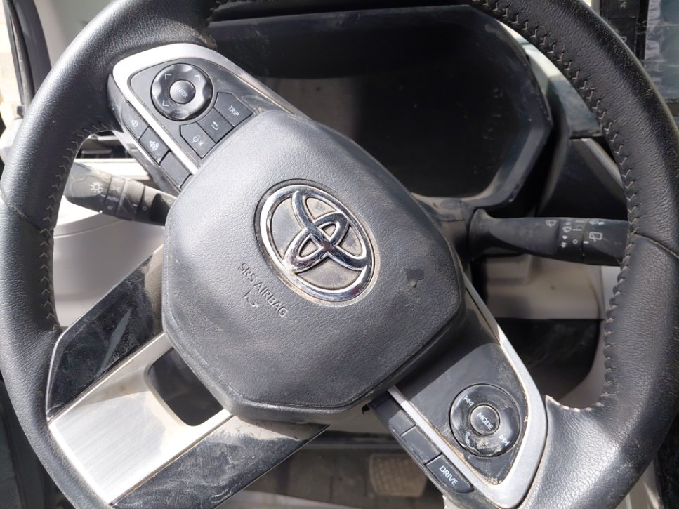 Toyota VELOZ GLX 2024 image