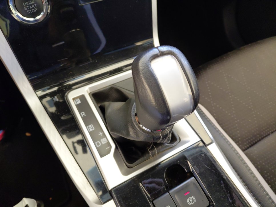 Toyota VELOZ GLX 2024 image