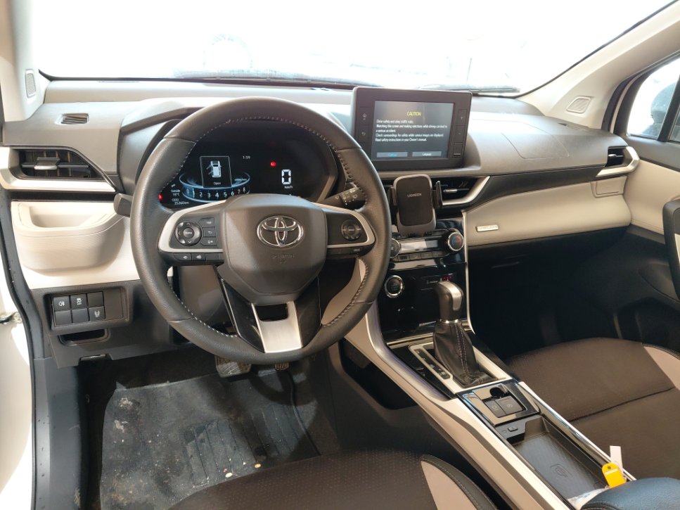 Toyota VELOZ GLX 2024 image