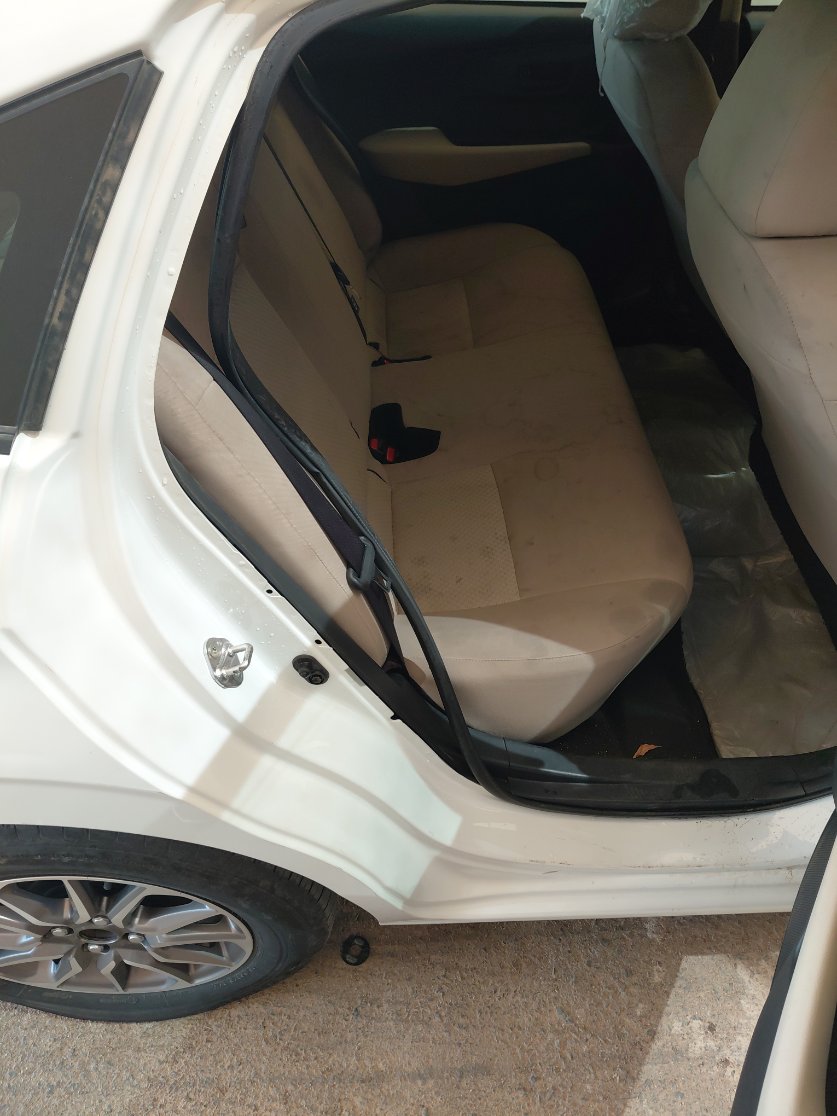 Toyota Yaris Y 2023 image