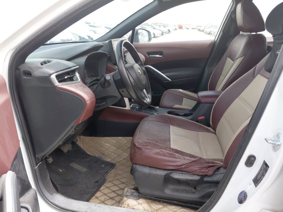 Toyota Corolla Cross LE HEV  2023 image