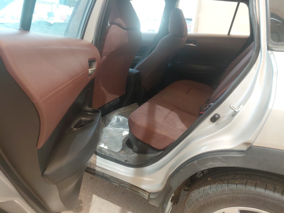 Toyota Corolla Cross LE HEV  2022 image
