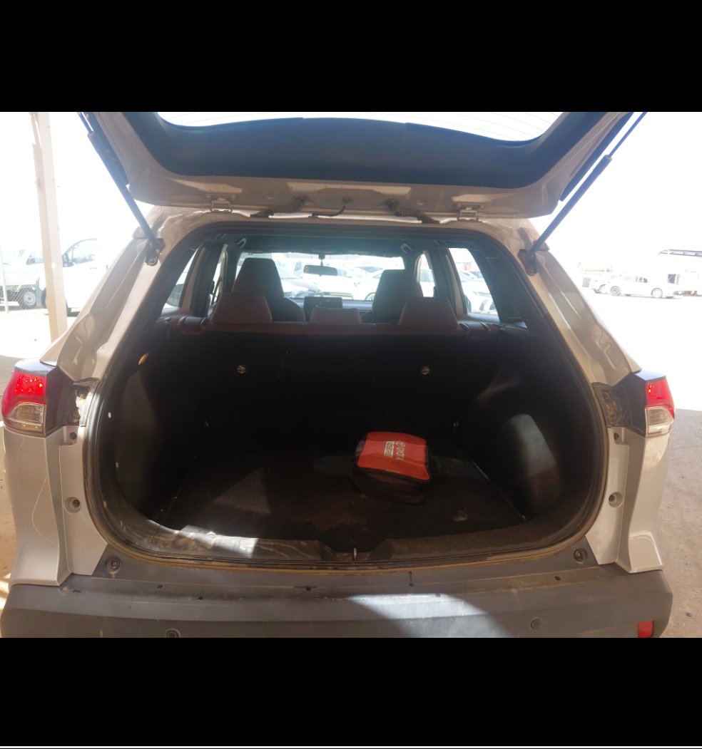 Toyota Corolla Cross LE HEV  2022 image