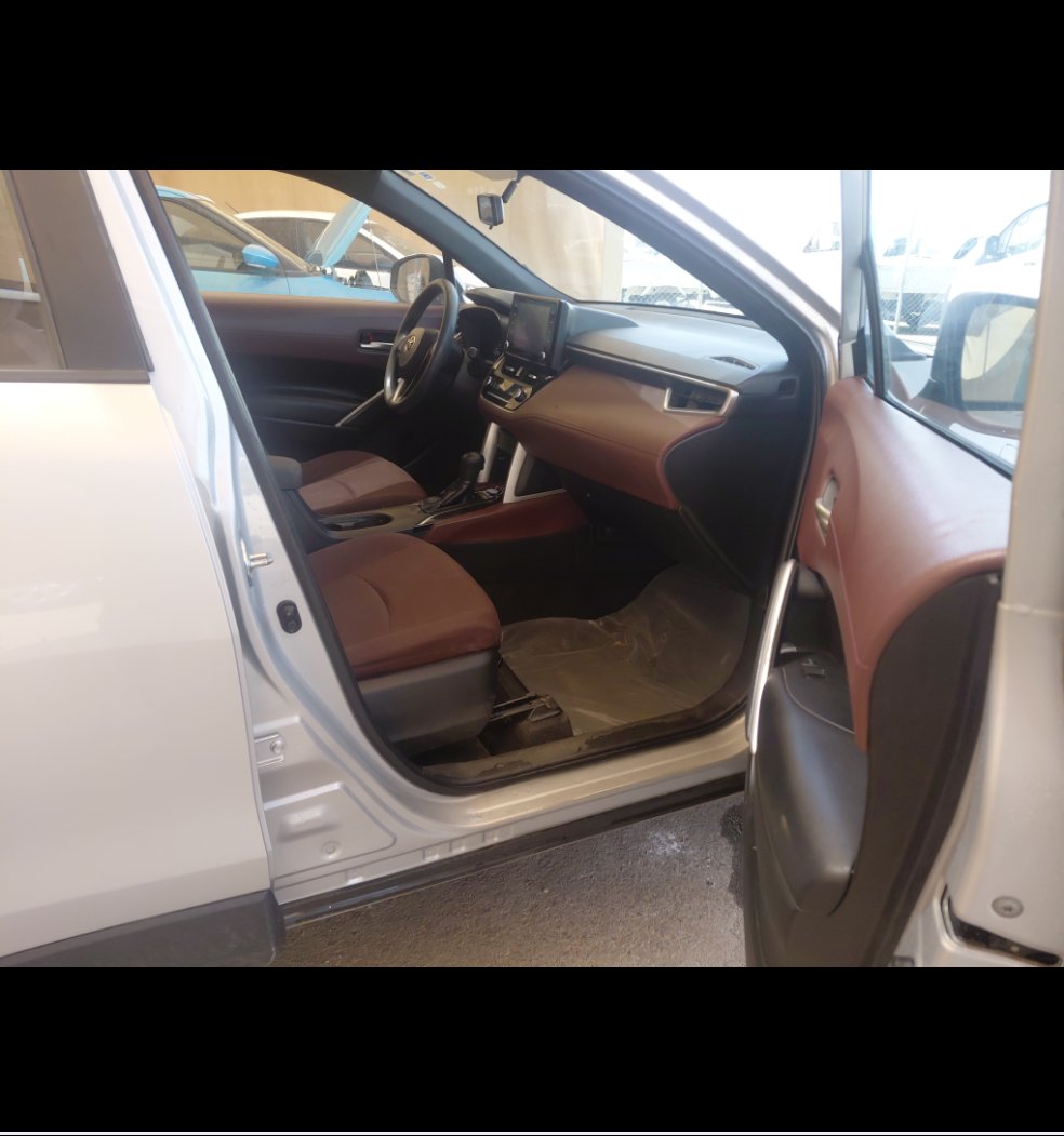 Toyota Corolla Cross LE HEV  2022 image