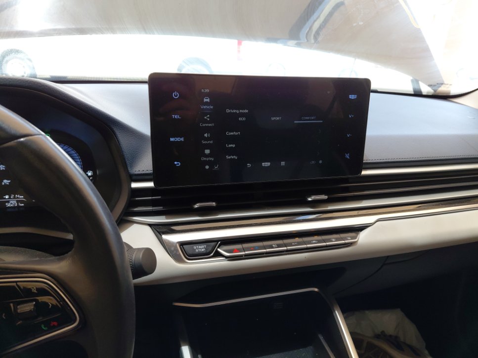 جيلي امجراند لوكس 2024 image