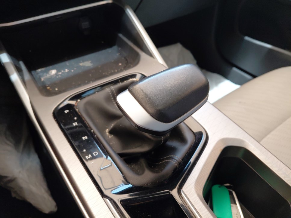 جيلي امجراند لوكس 2024 image