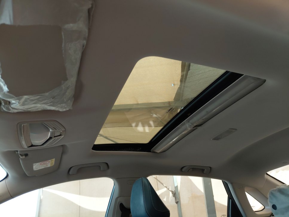 جيلي امجراند لوكس 2024 image