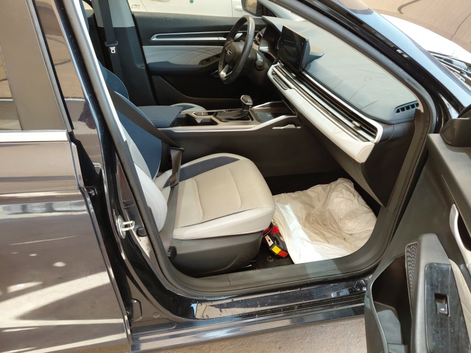 جيلي امجراند لوكس 2024 image