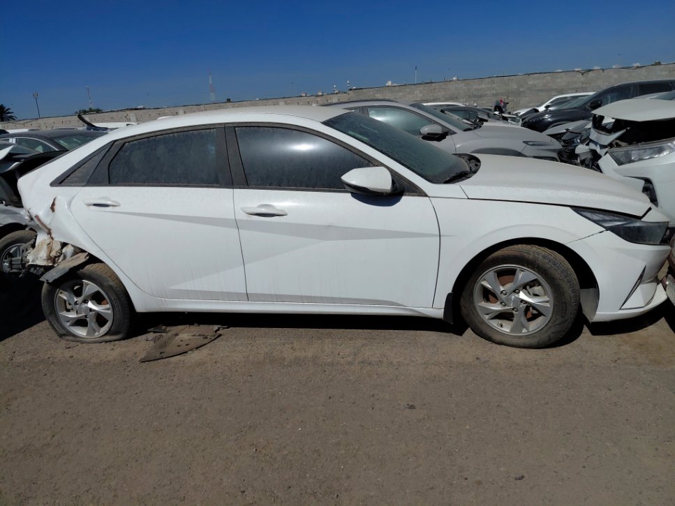 هيونداي إلنترا  2022 image