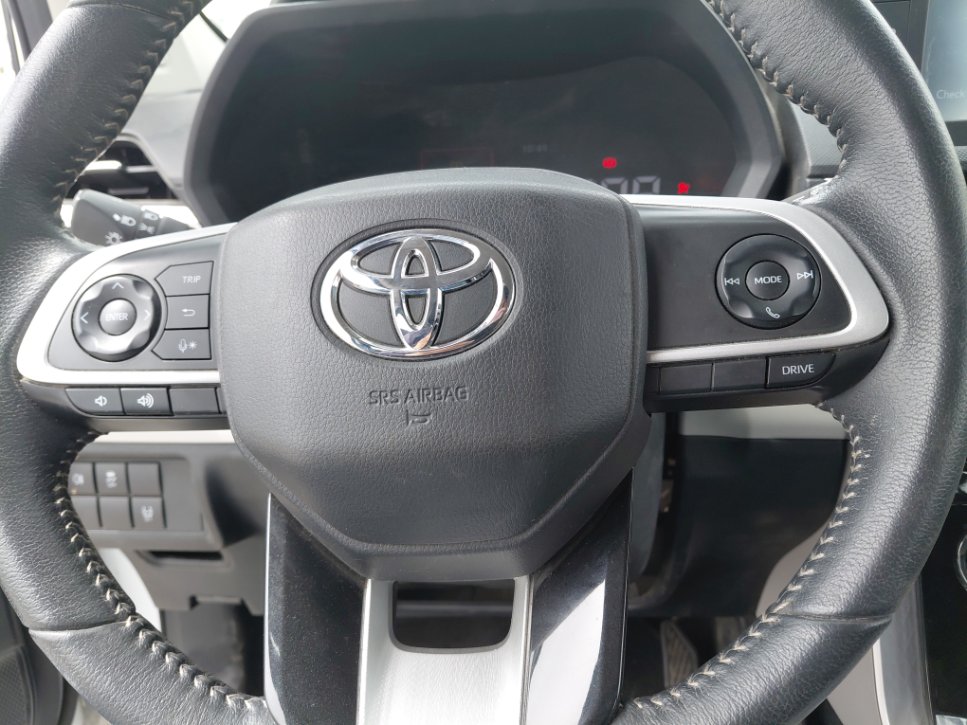 تويوتا فيلوز GLX 2024 image