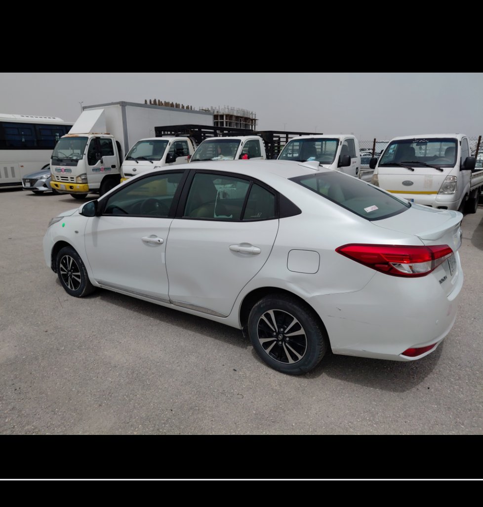 Toyota Yaris Y PLUS 2021 image