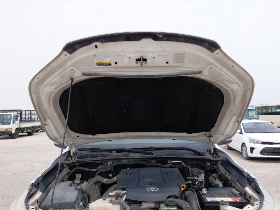 Toyota Hilux SGLX - AWD 4X4-  2019 image