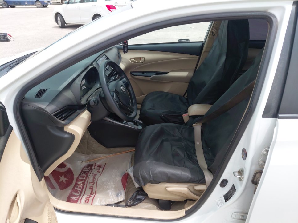 Toyota Yaris Y FLT 2022 image