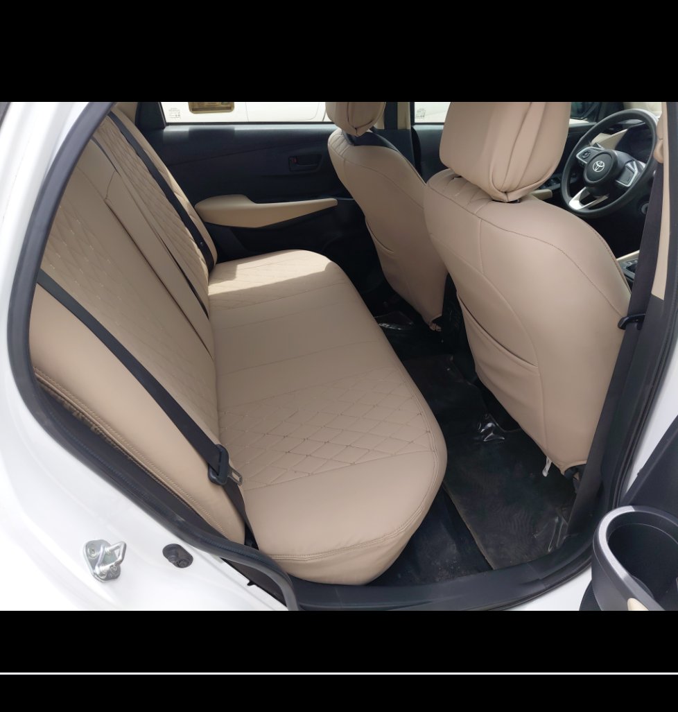 Toyota Yaris Y 2023 image