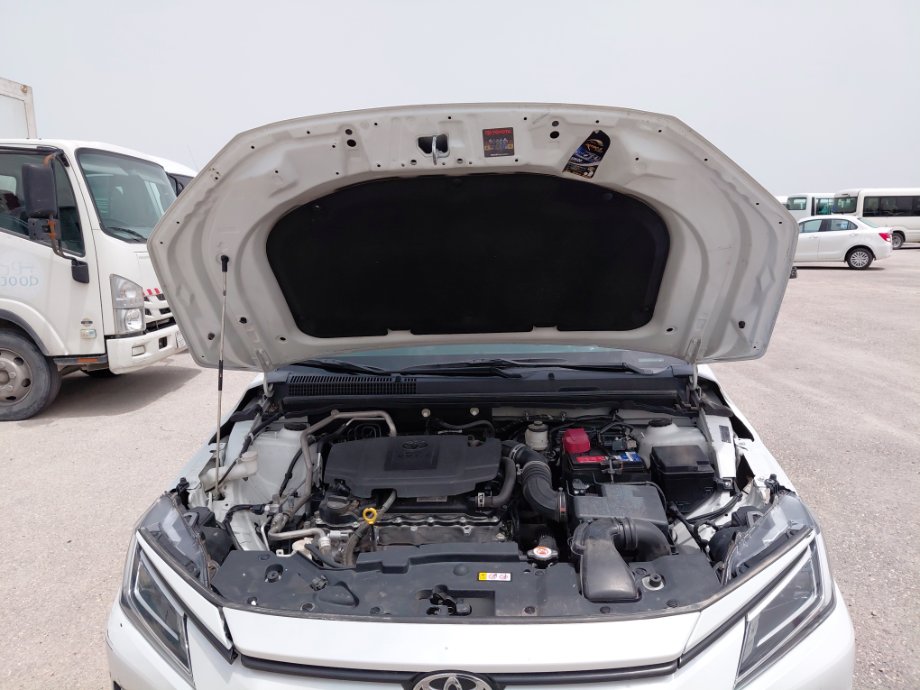 Toyota Yaris Y 2023 image