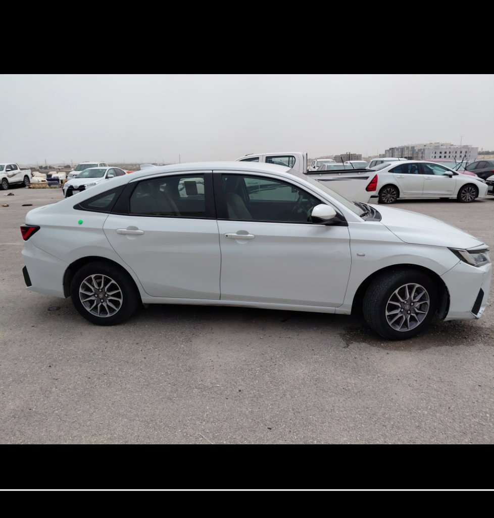 Toyota Yaris Y 2023 image