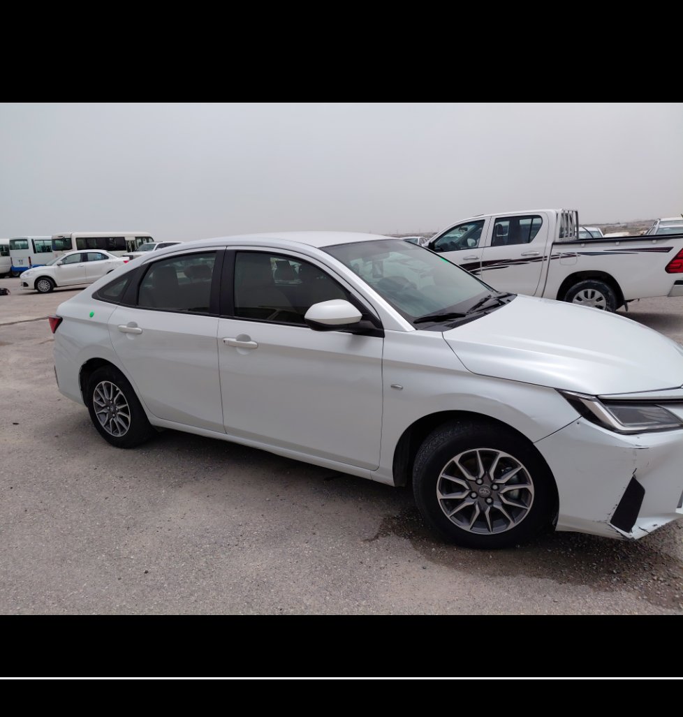 Toyota Yaris Y 2023 image