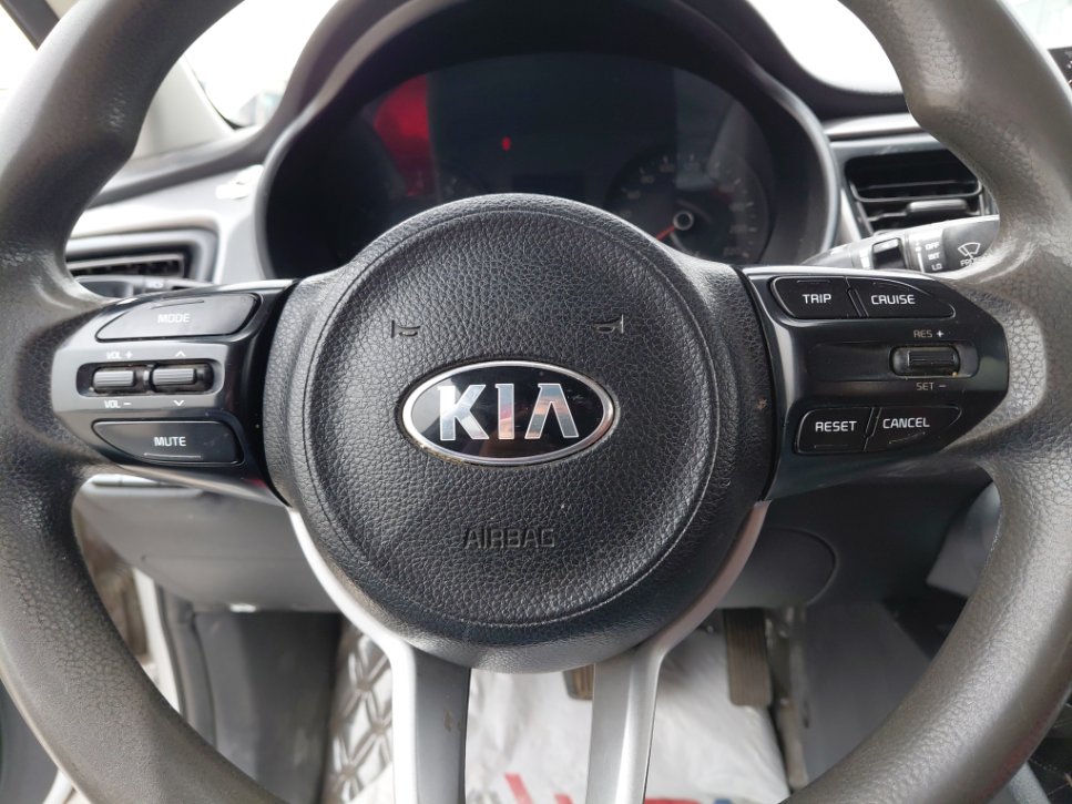 كيا ريو ال اكس  2021 image