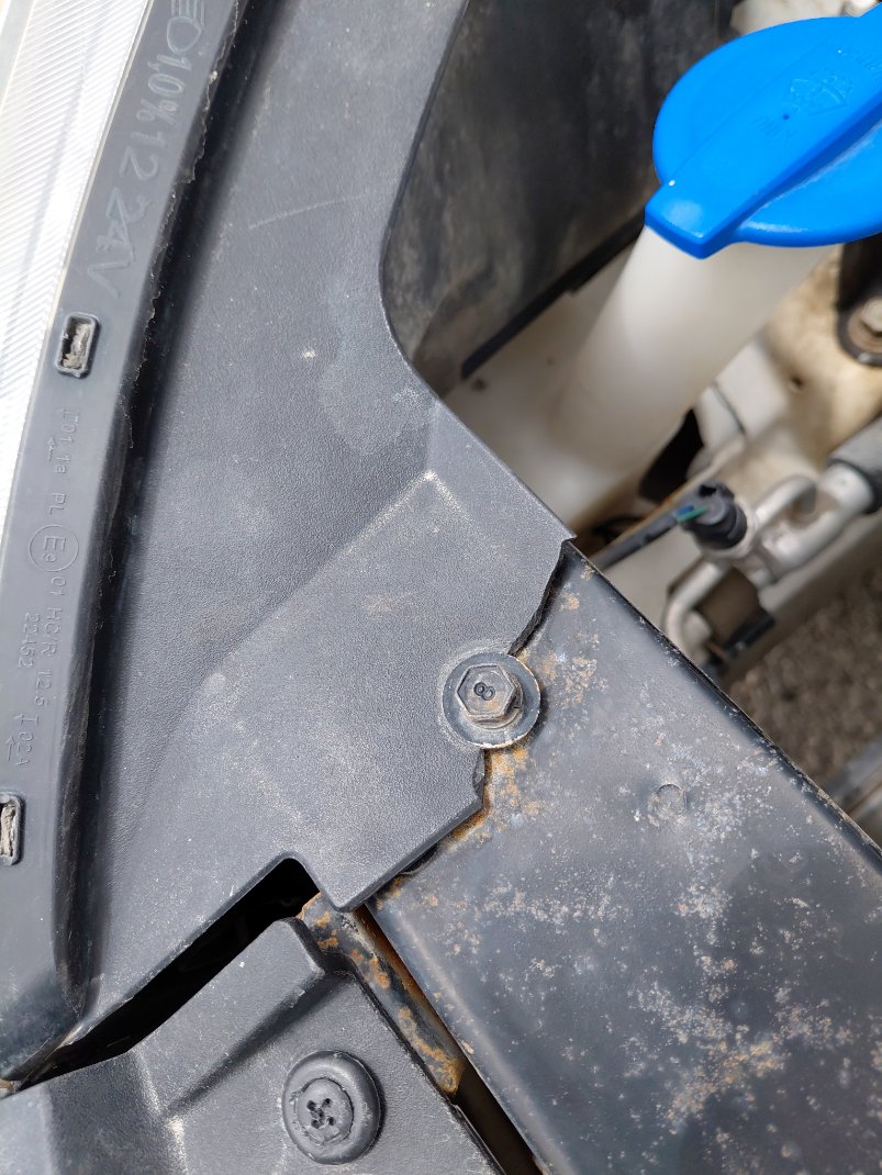 كيا بيجاس اي اكس 2020 image