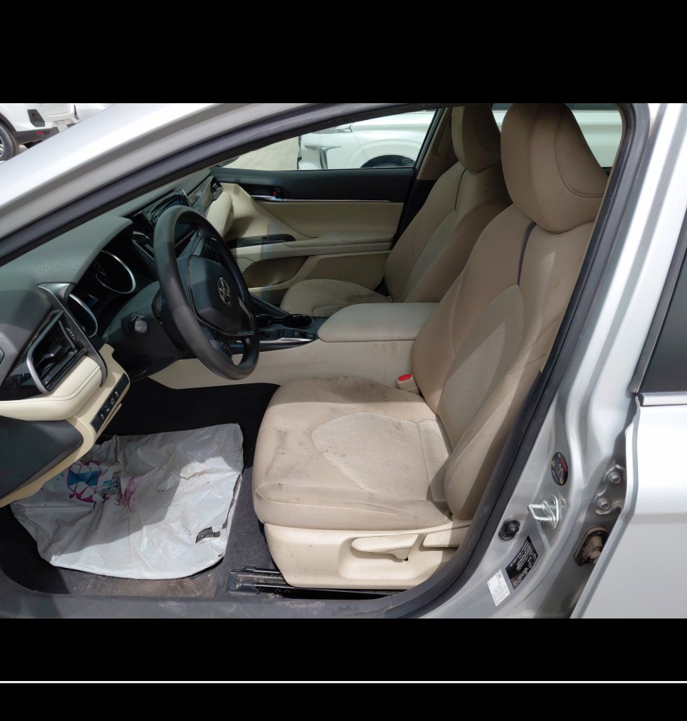 Toyota Camry LE 2023 image