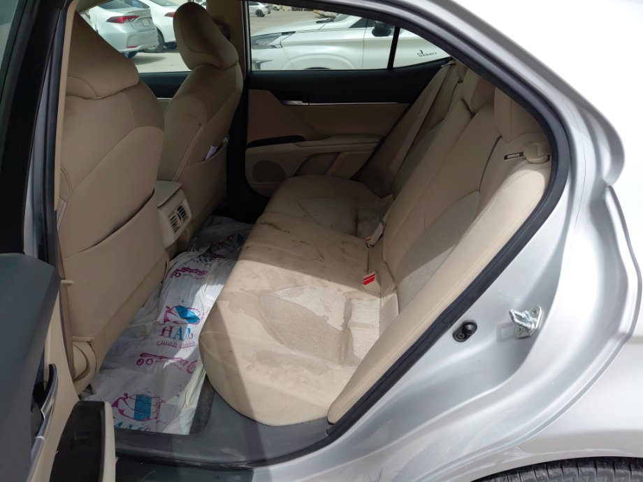 Toyota Camry LE 2023 image