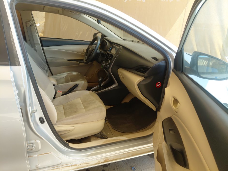 Toyota Yaris Y FLT  2022 image