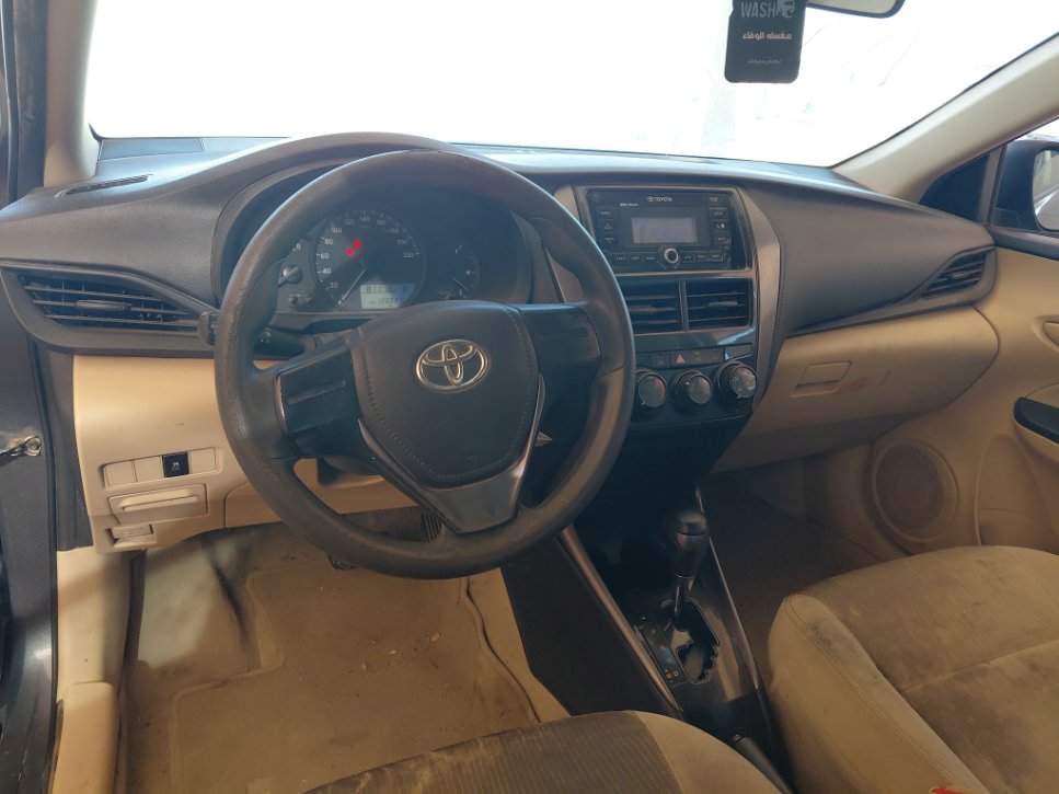 Toyota Yaris Y FLT  2021 image