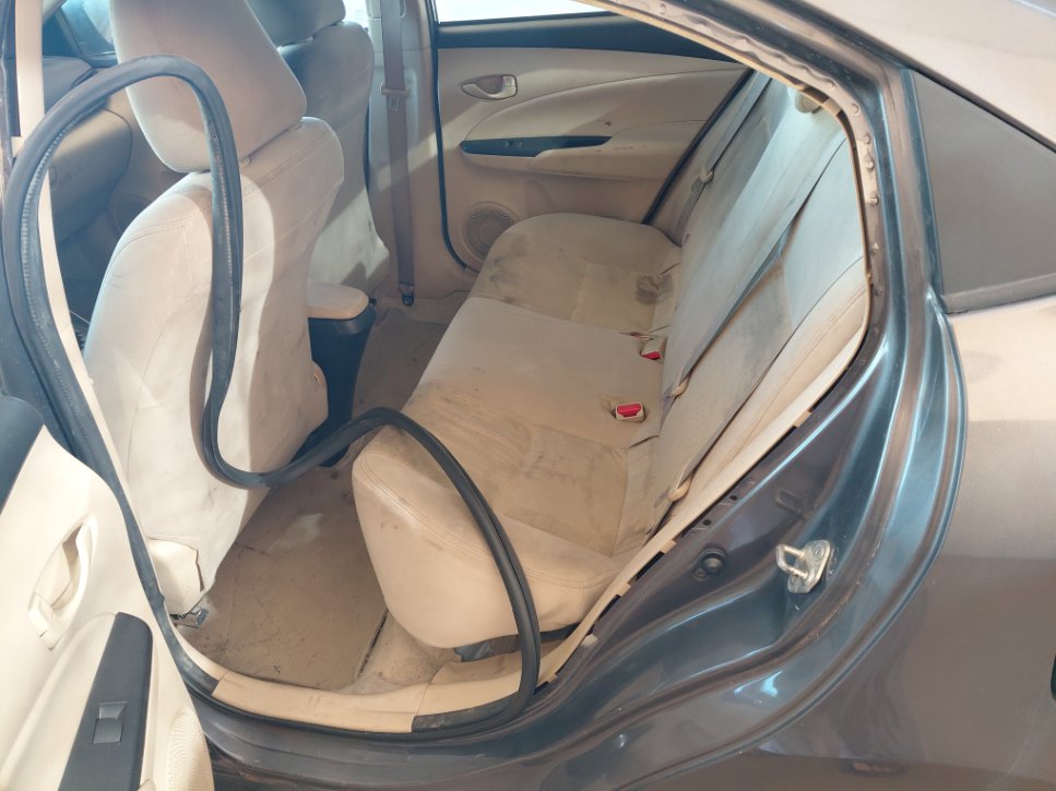 Toyota Yaris Y FLT  2021 image