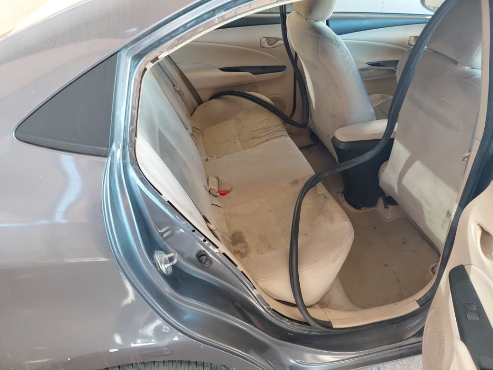 Toyota Yaris Y FLT  2021 image