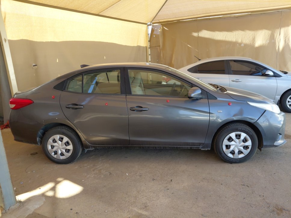 Toyota Yaris Y FLT  2021 image