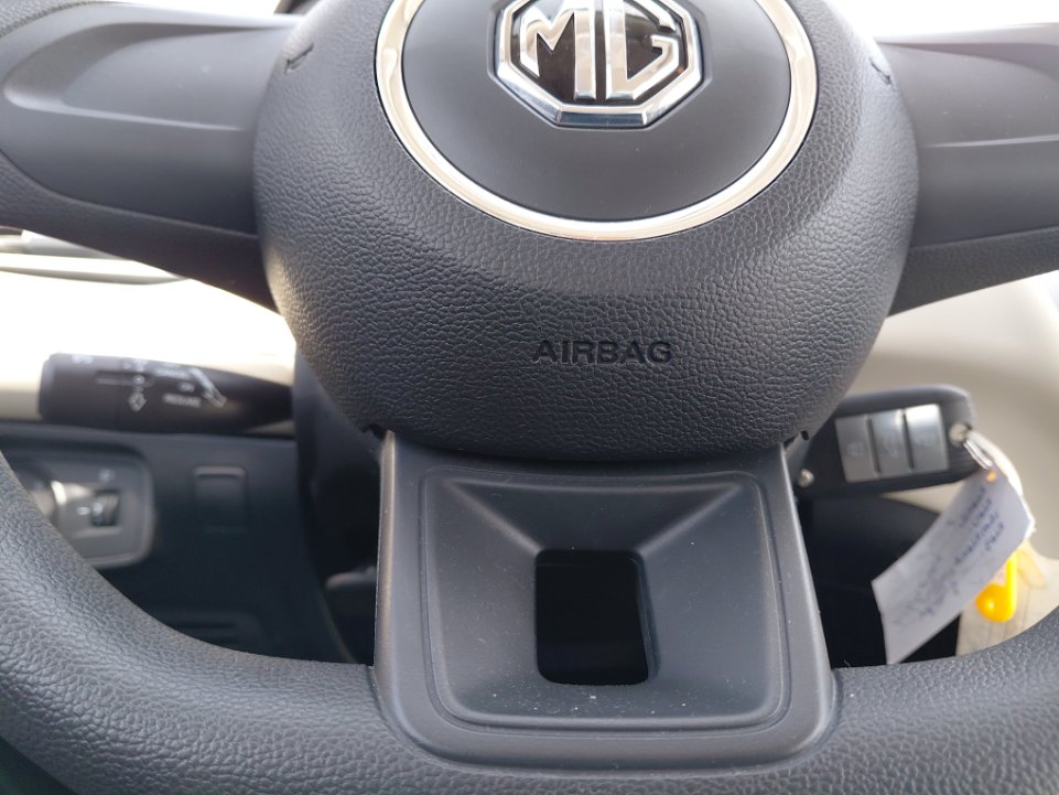 إم جي 5 عادي 2023 image