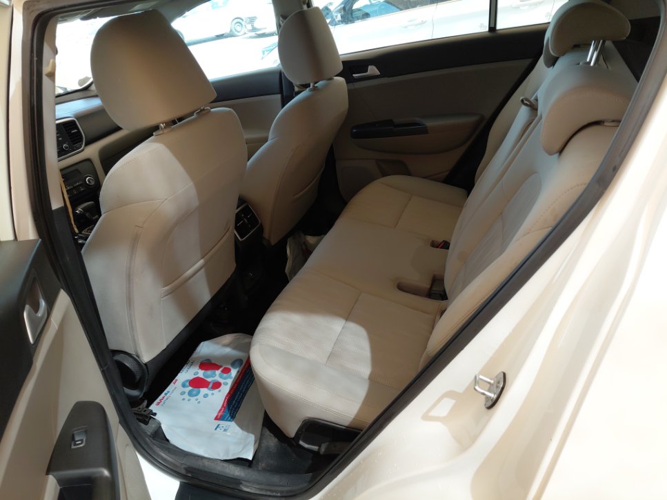 KIA Sportage STD  SPORTS UTILITY  2021 image