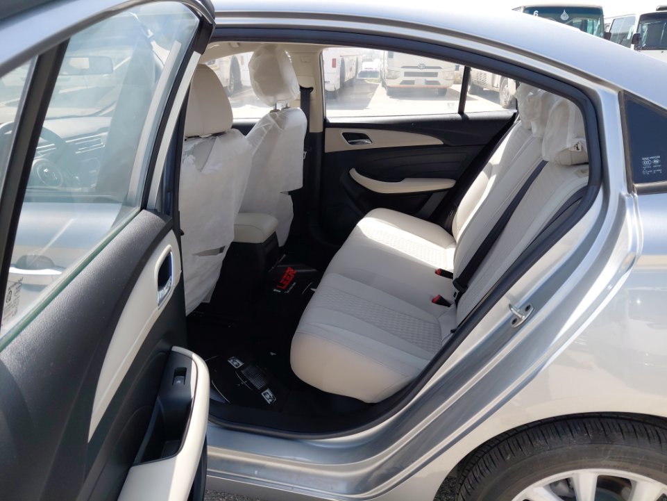 إم جي 5 عادي 2023 image