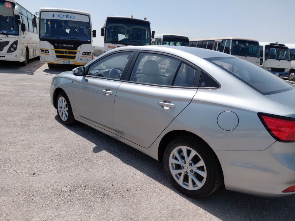 إم جي 5 عادي 2023 image