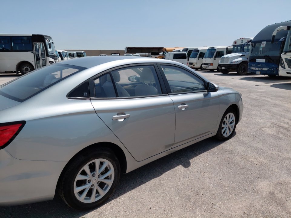 إم جي 5 عادي 2023 image