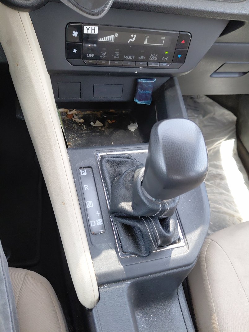 Toyota Yaris Y 2024 image