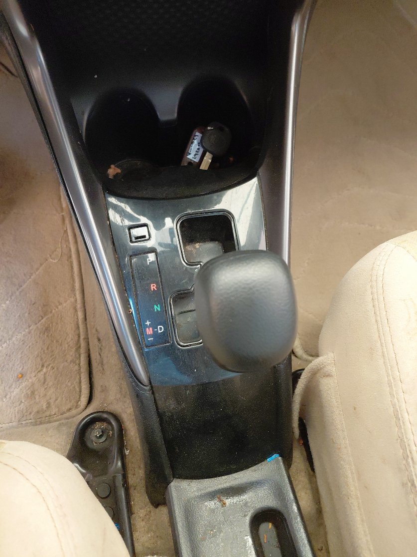 Toyota Yaris Y FLT  2022 image